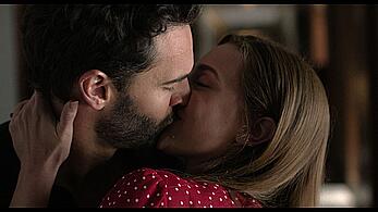 Actress - Lili Reinhart: Movie - The Love Hypothesi